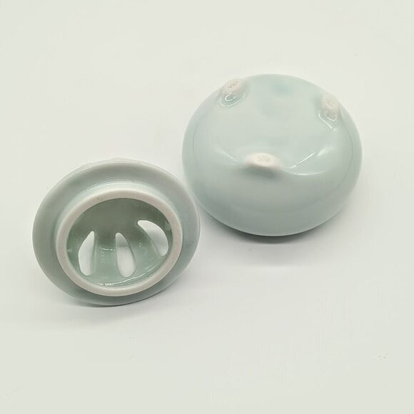 Celadon Green Porcelain Reticulated Round Covered Jar - Picture 5 of 5